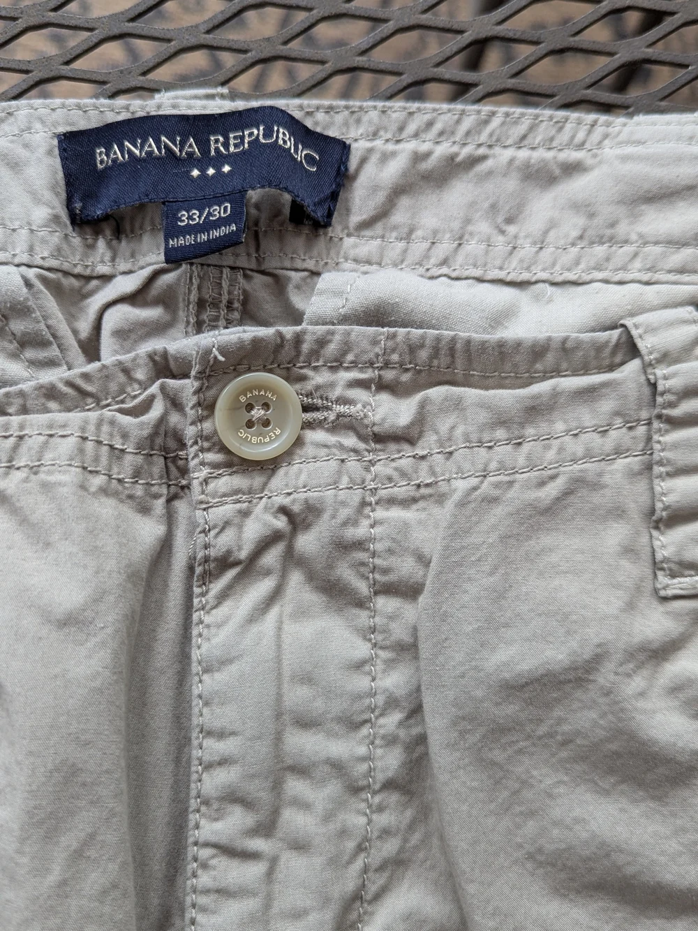Banana Republic Men's Light Gray Casual Pants